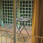 Md Modern - Jardines Hotel