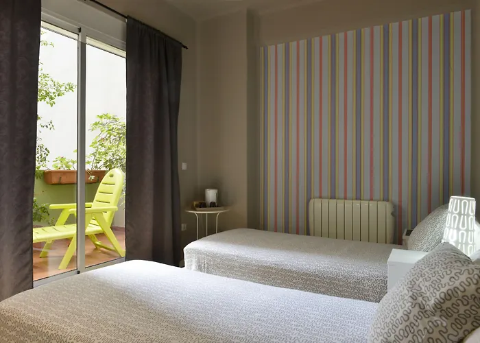 Md Modern - Jardines Hotel *